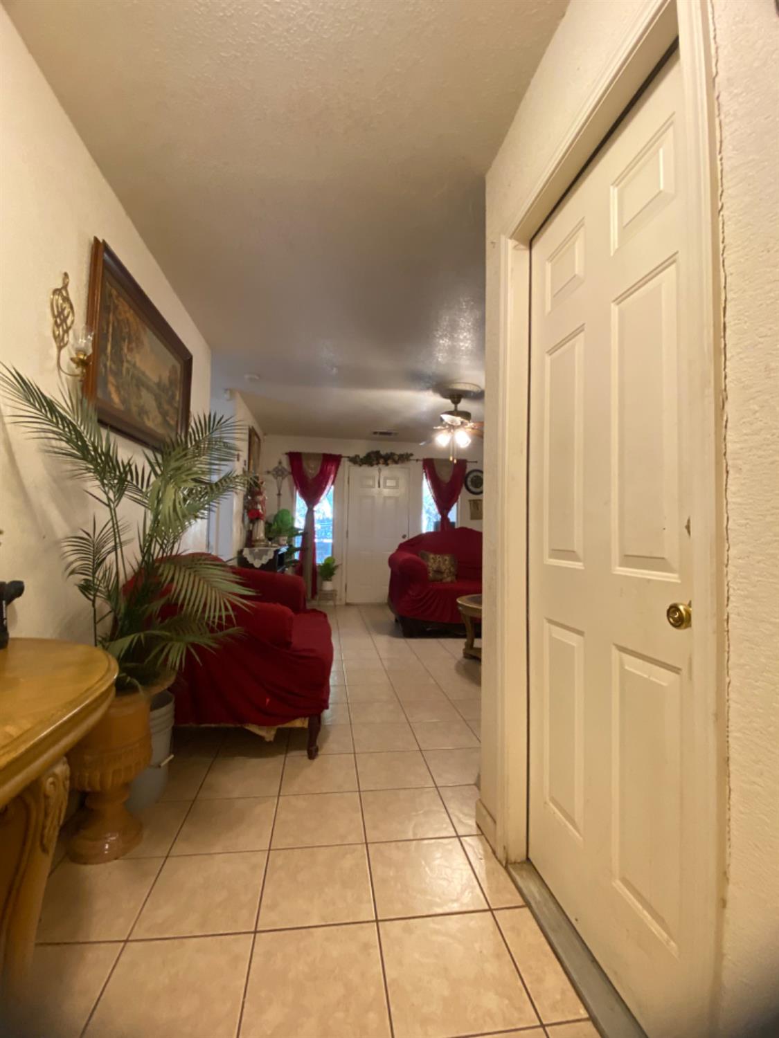 13200 Ave. 414, Orosi, CA 93647