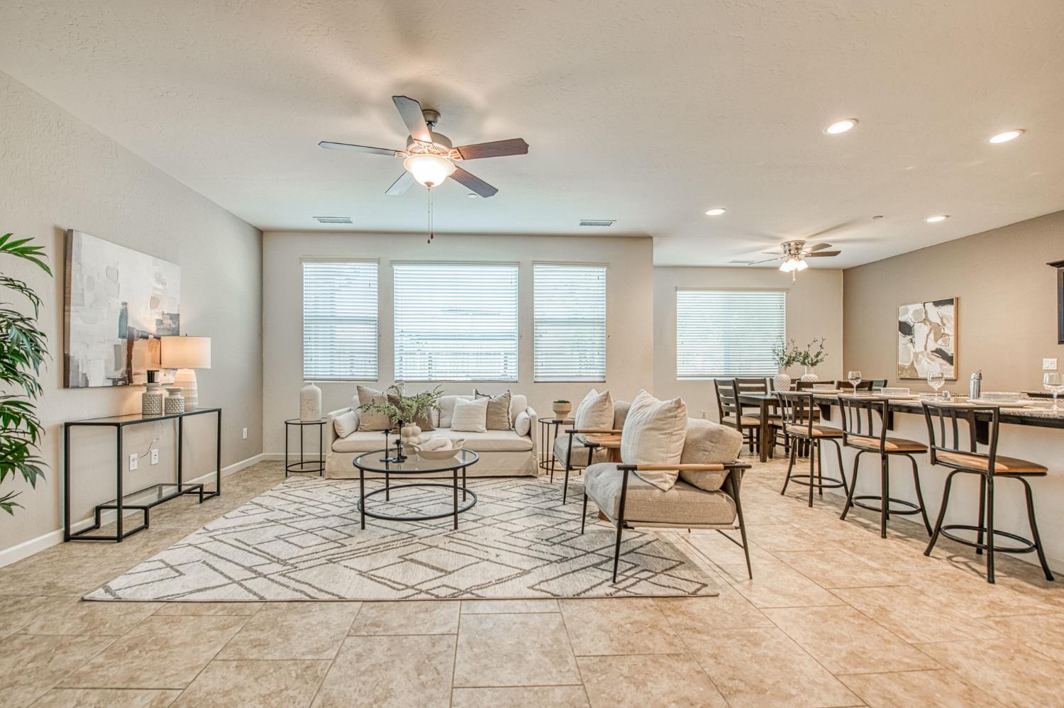 3059 Richert Ln, Clovis, CA 93611