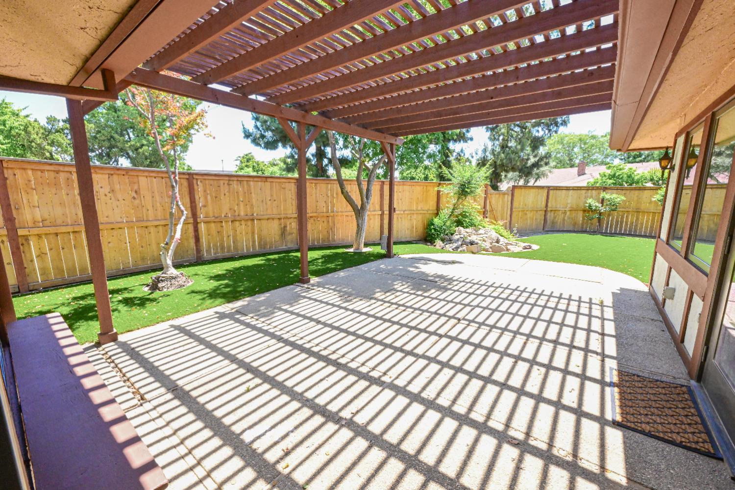 5088 N Forkner Ave, Fresno, CA 93711