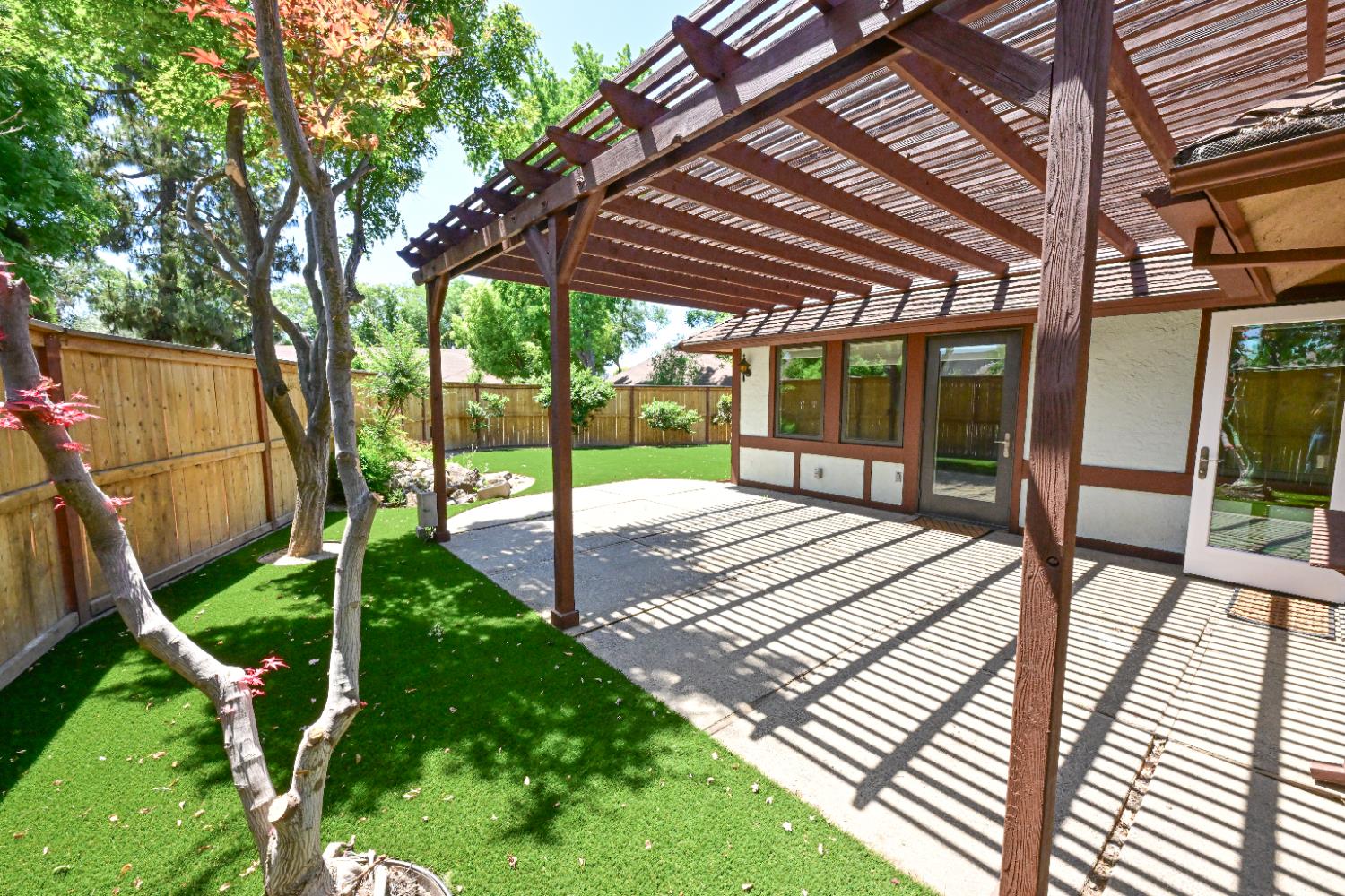 5088 N Forkner Ave, Fresno, CA 93711