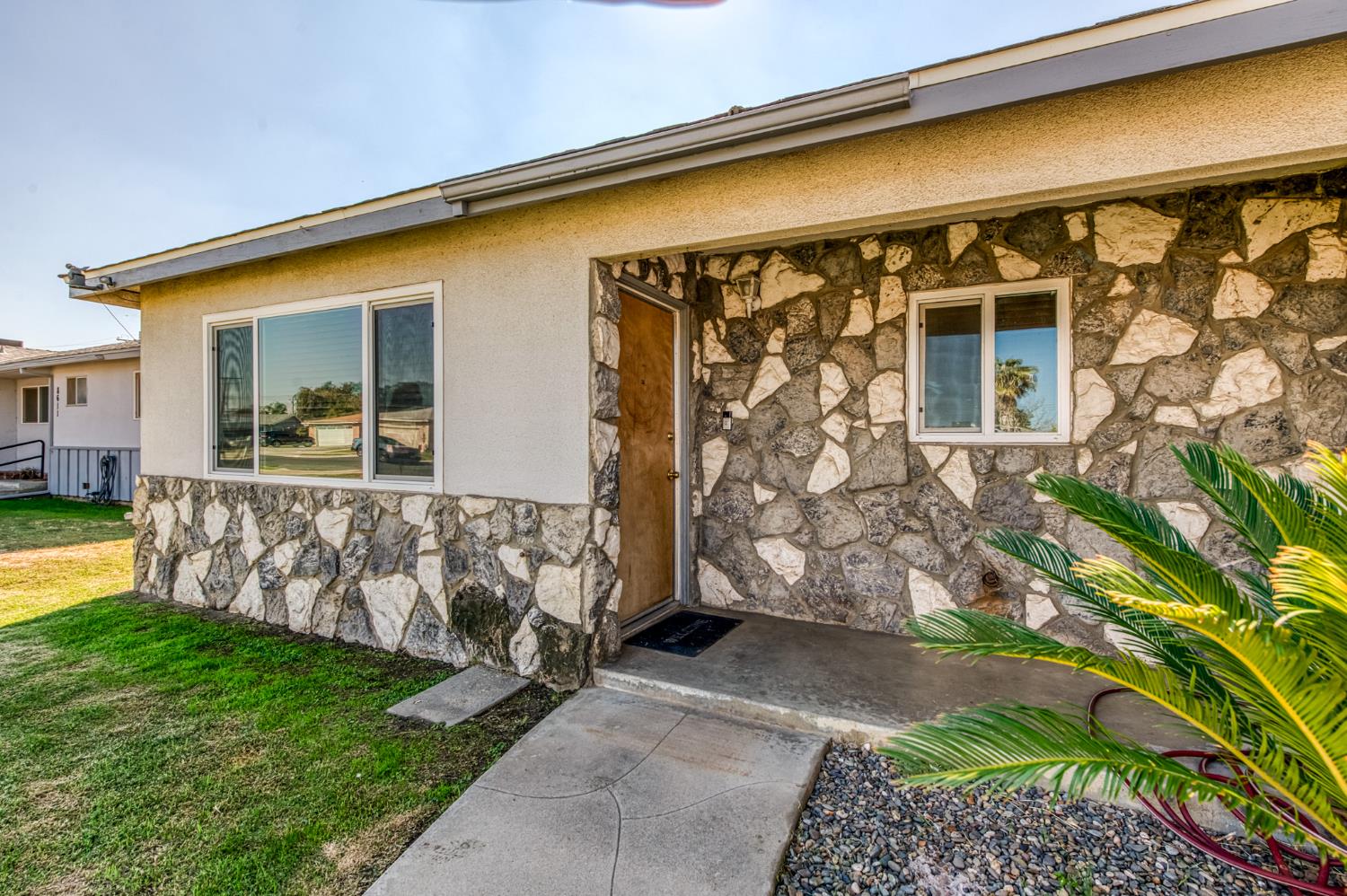 8625 La Vaca Way, Hanford, CA 93230