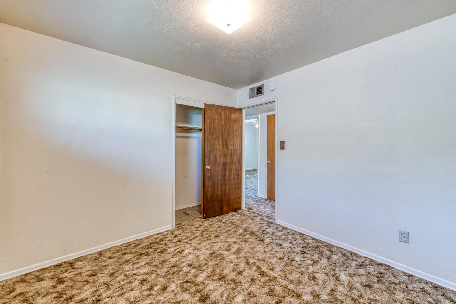 8625 La Vaca Way, Hanford, CA 93230