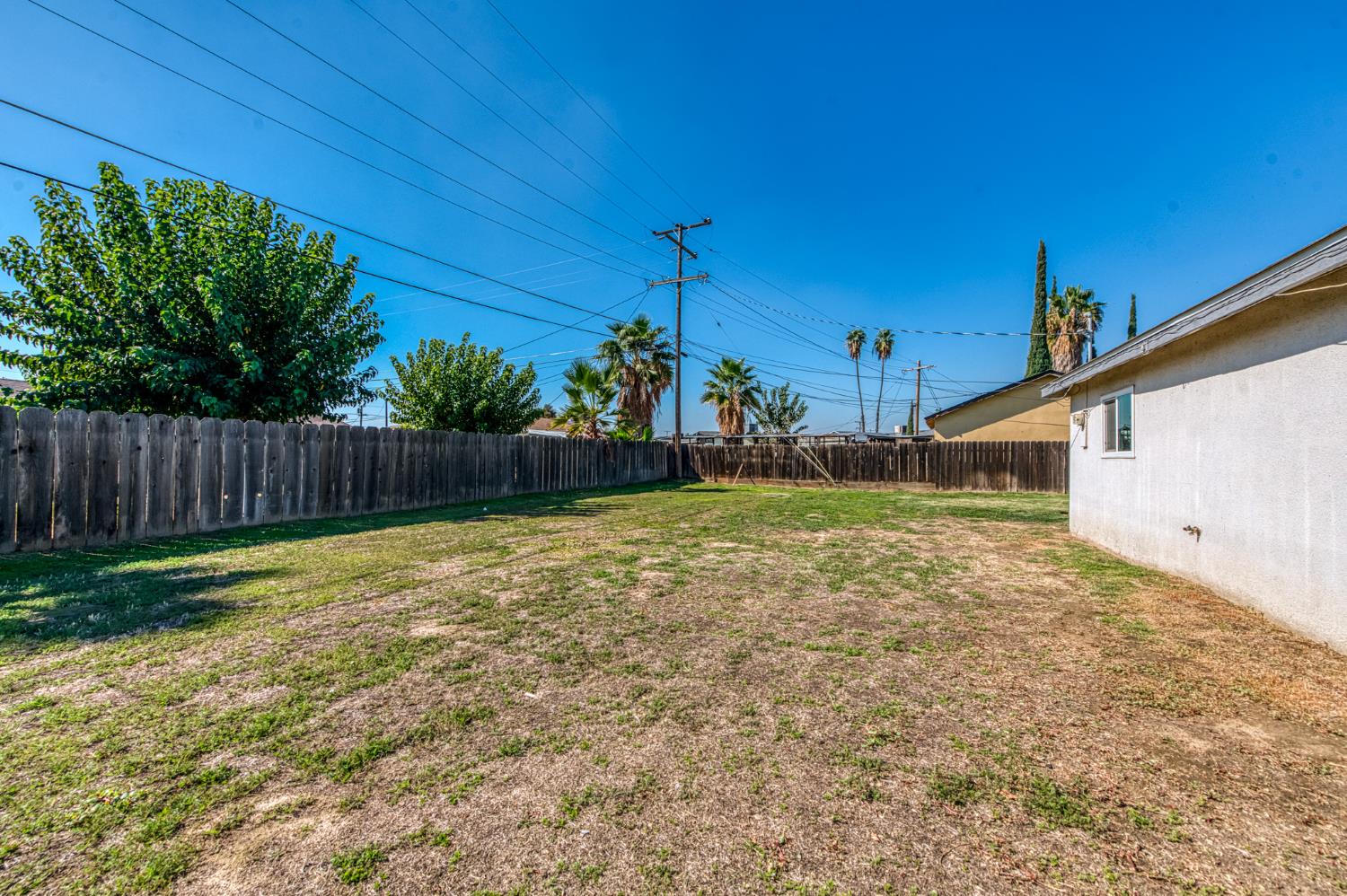 8625 La Vaca Way, Hanford, CA 93230