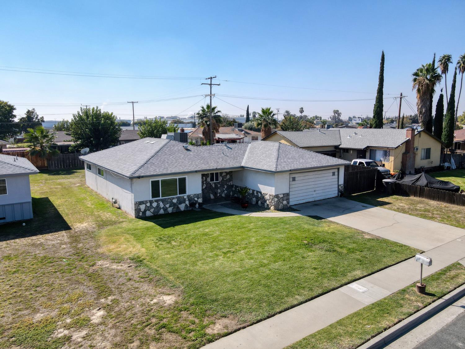8625 La Vaca Way, Hanford, CA 93230