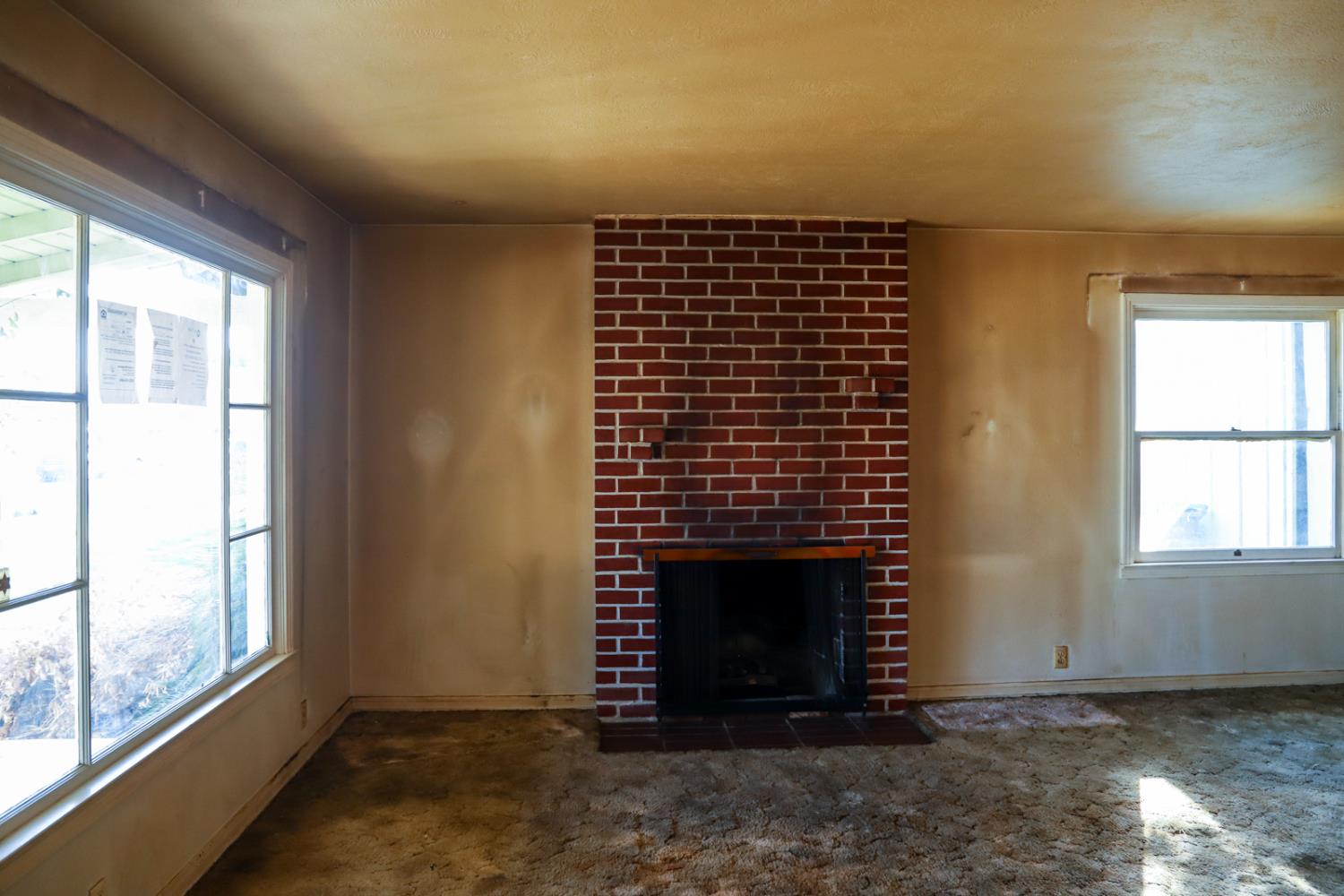 3442 E Weldon Ave, Fresno, CA 93703