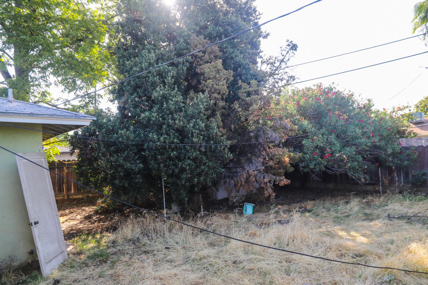 3442 E Weldon Ave, Fresno, CA 93703