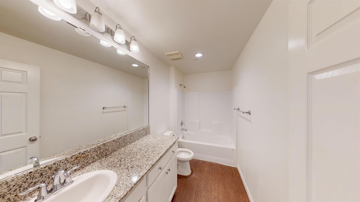 4826 N Casey Ave, Fresno, CA 93723