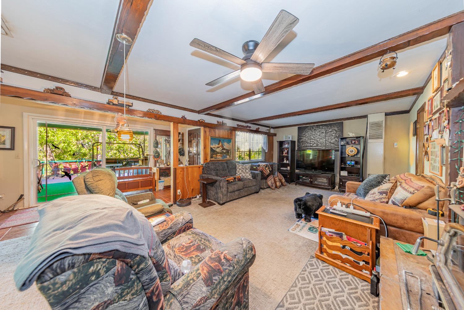 42585 Buckeye Rd, Oakhurst, CA 93644