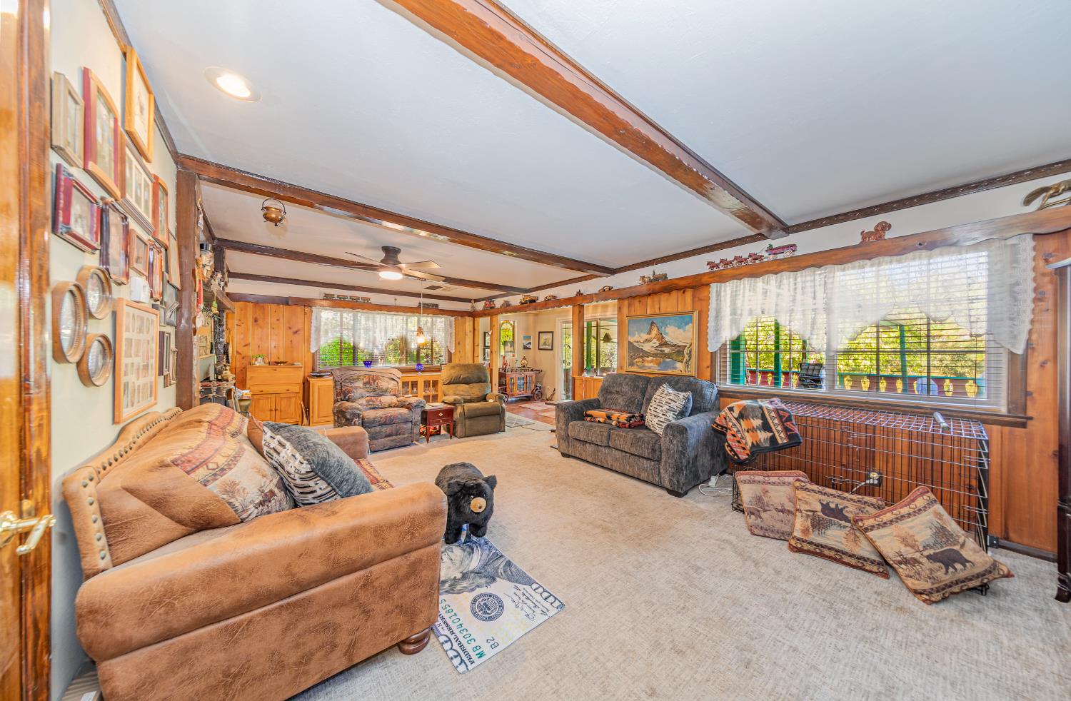 42585 Buckeye Rd, Oakhurst, CA 93644