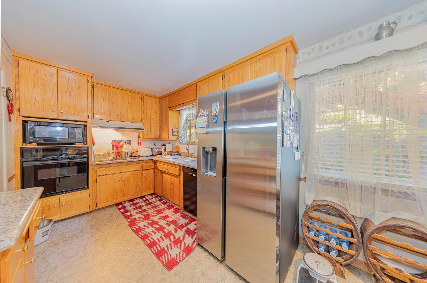 42585 Buckeye Rd, Oakhurst, CA 93644