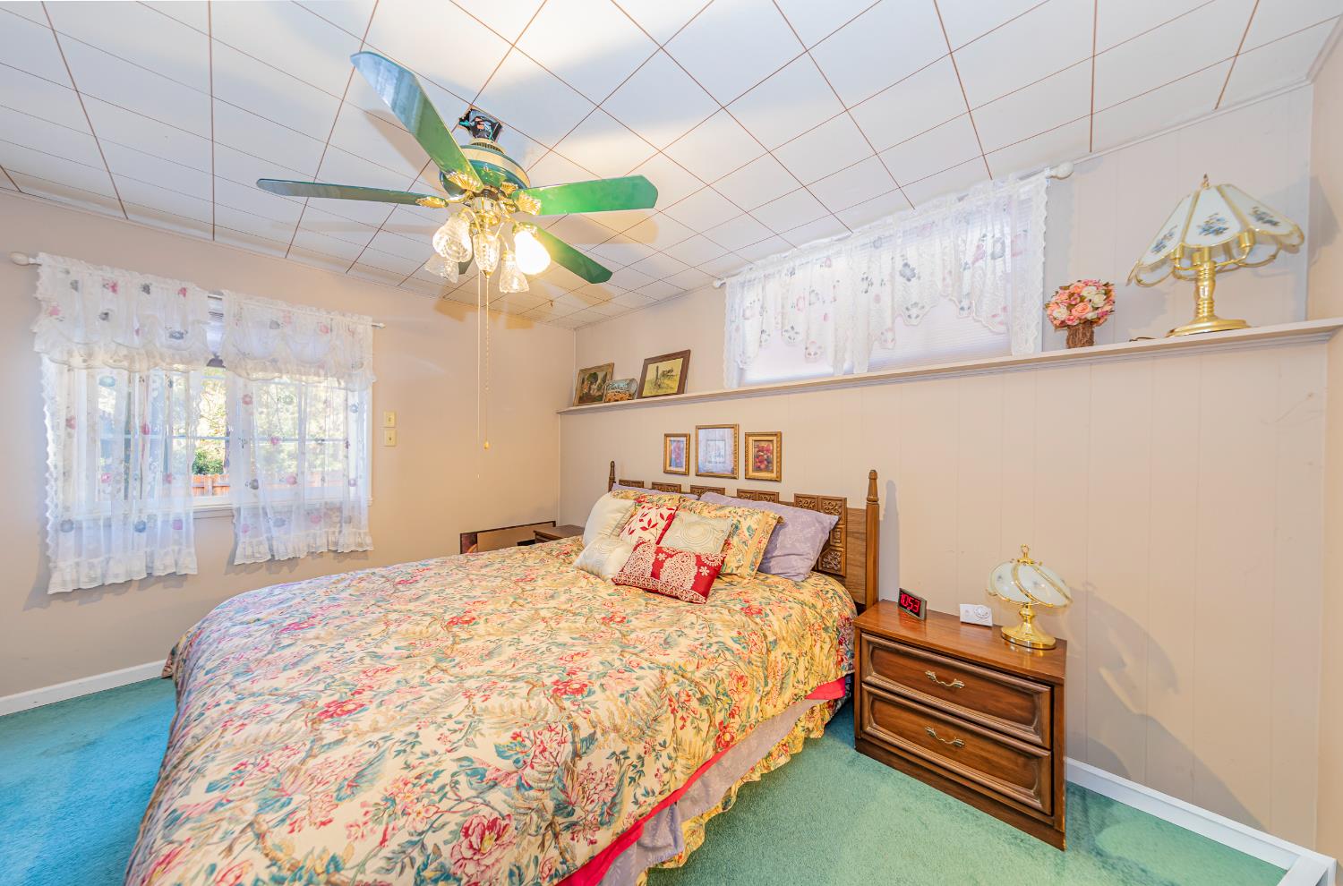 42585 Buckeye Rd, Oakhurst, CA 93644