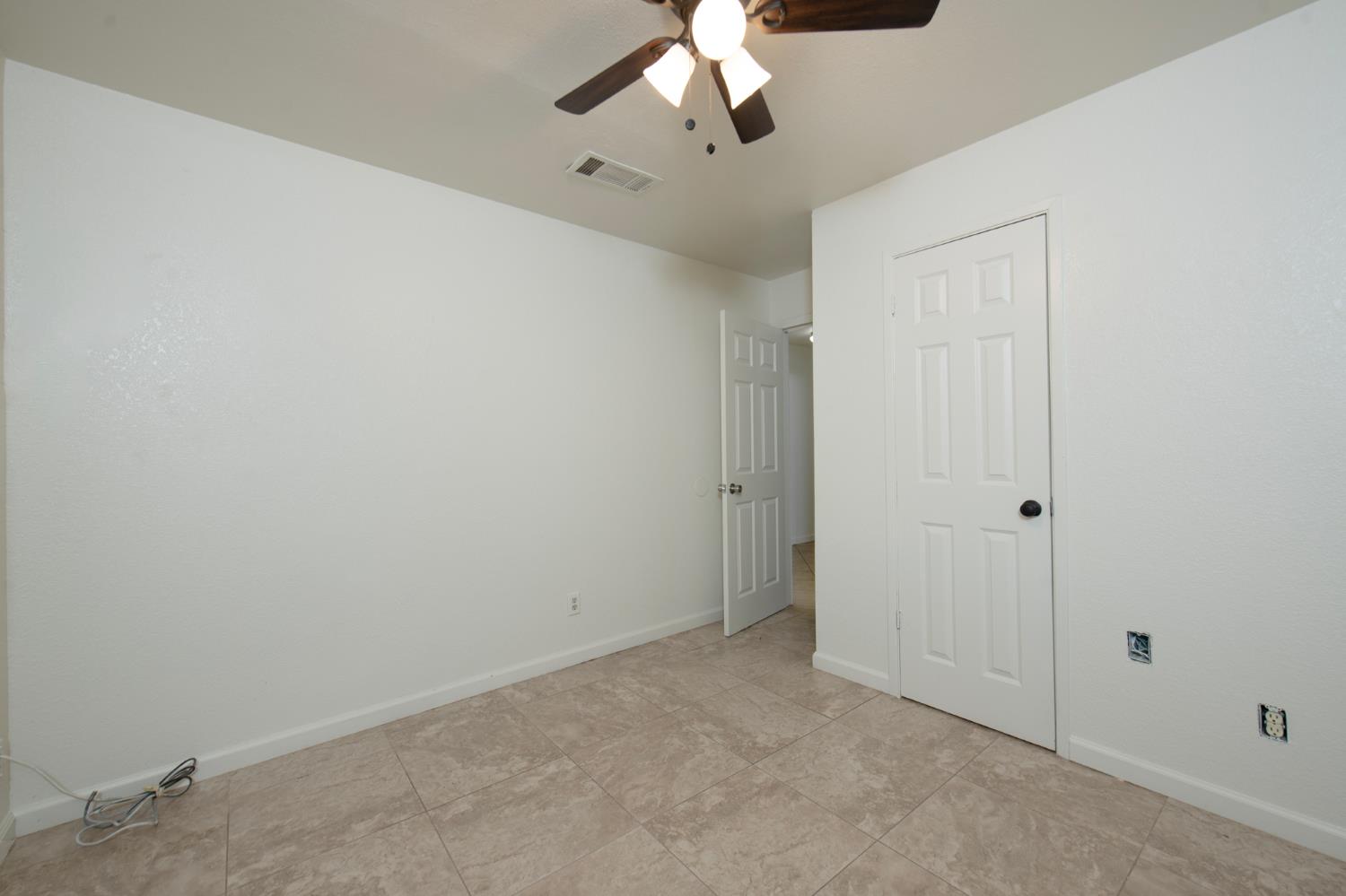 225 N Sylmar Ave, Fresno, CA 93727