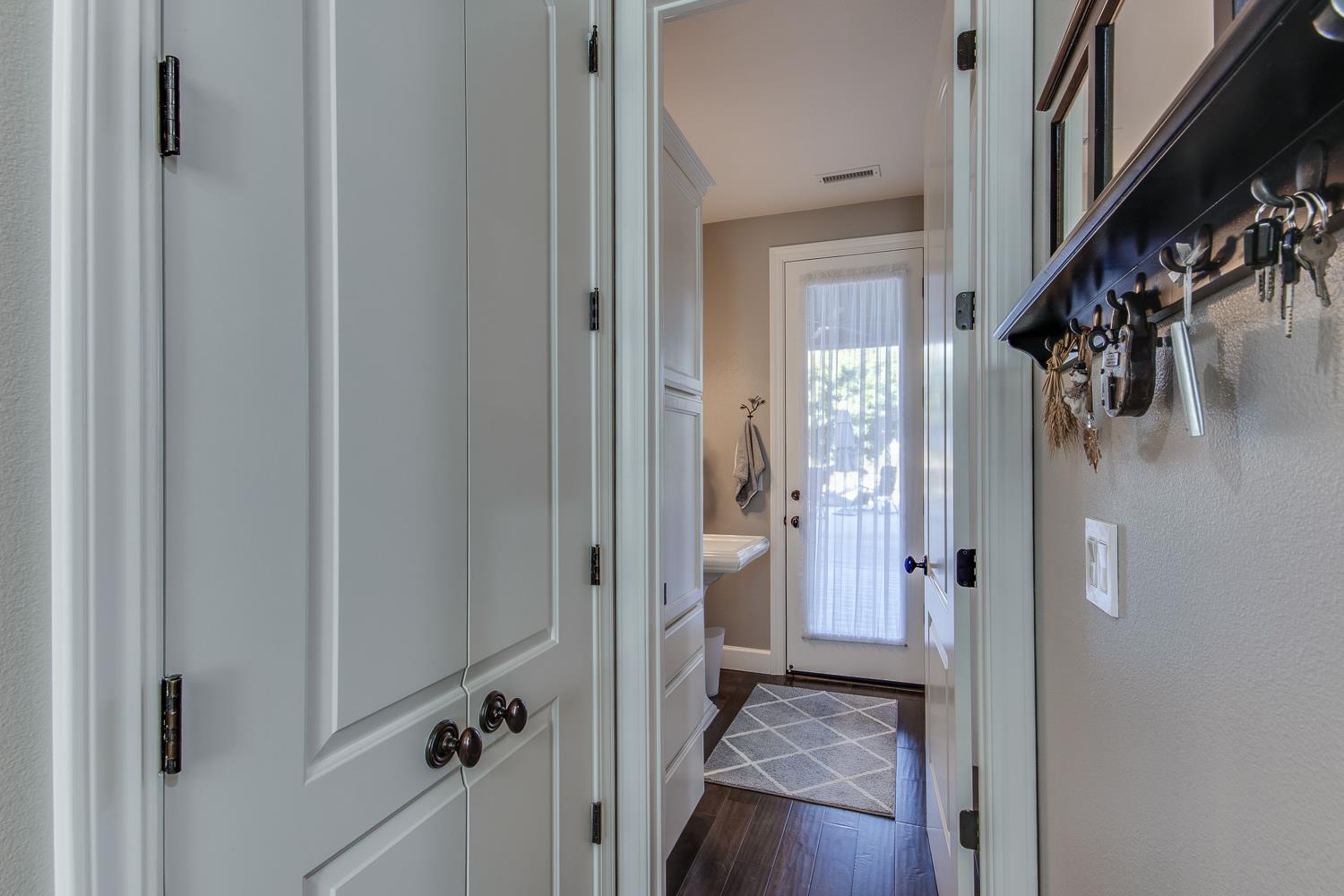 11722 E Ashlan Ave, Sanger, CA 93657