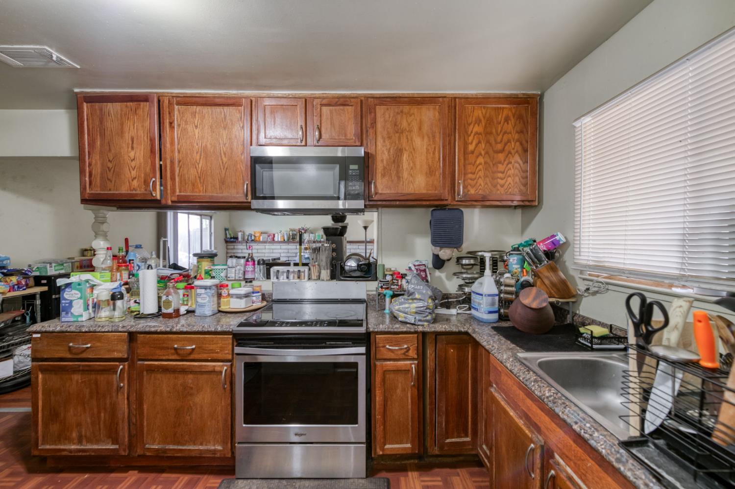 3068 W Fairmont Ave, Fresno, CA 93722