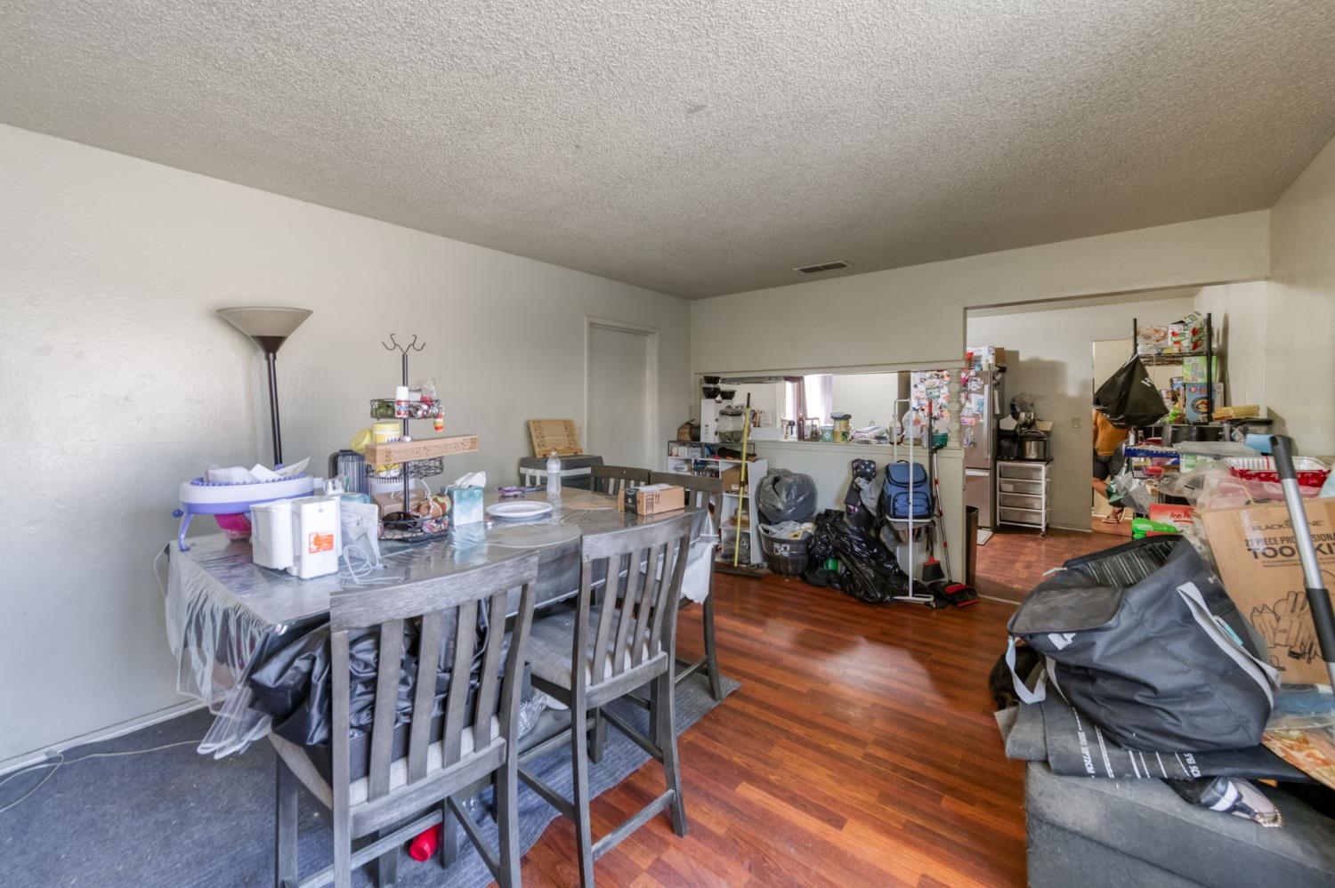 3068 W Fairmont Ave, Fresno, CA 93722