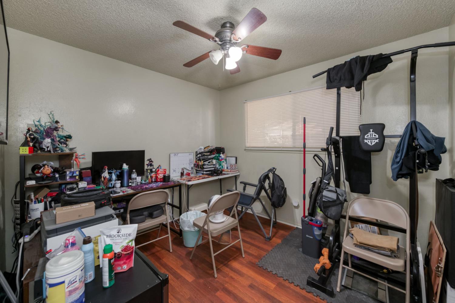 3068 W Fairmont Ave, Fresno, CA 93722