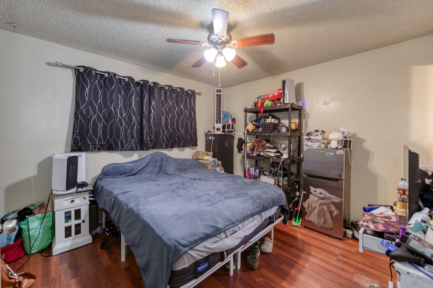 3068 W Fairmont Ave, Fresno, CA 93722