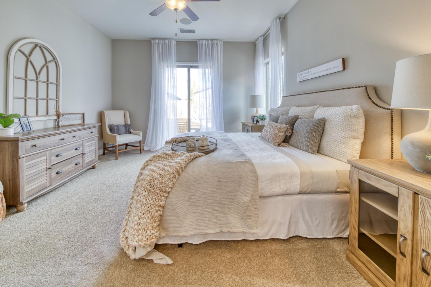 6351 E Millie Dr, Fresno, CA 93727