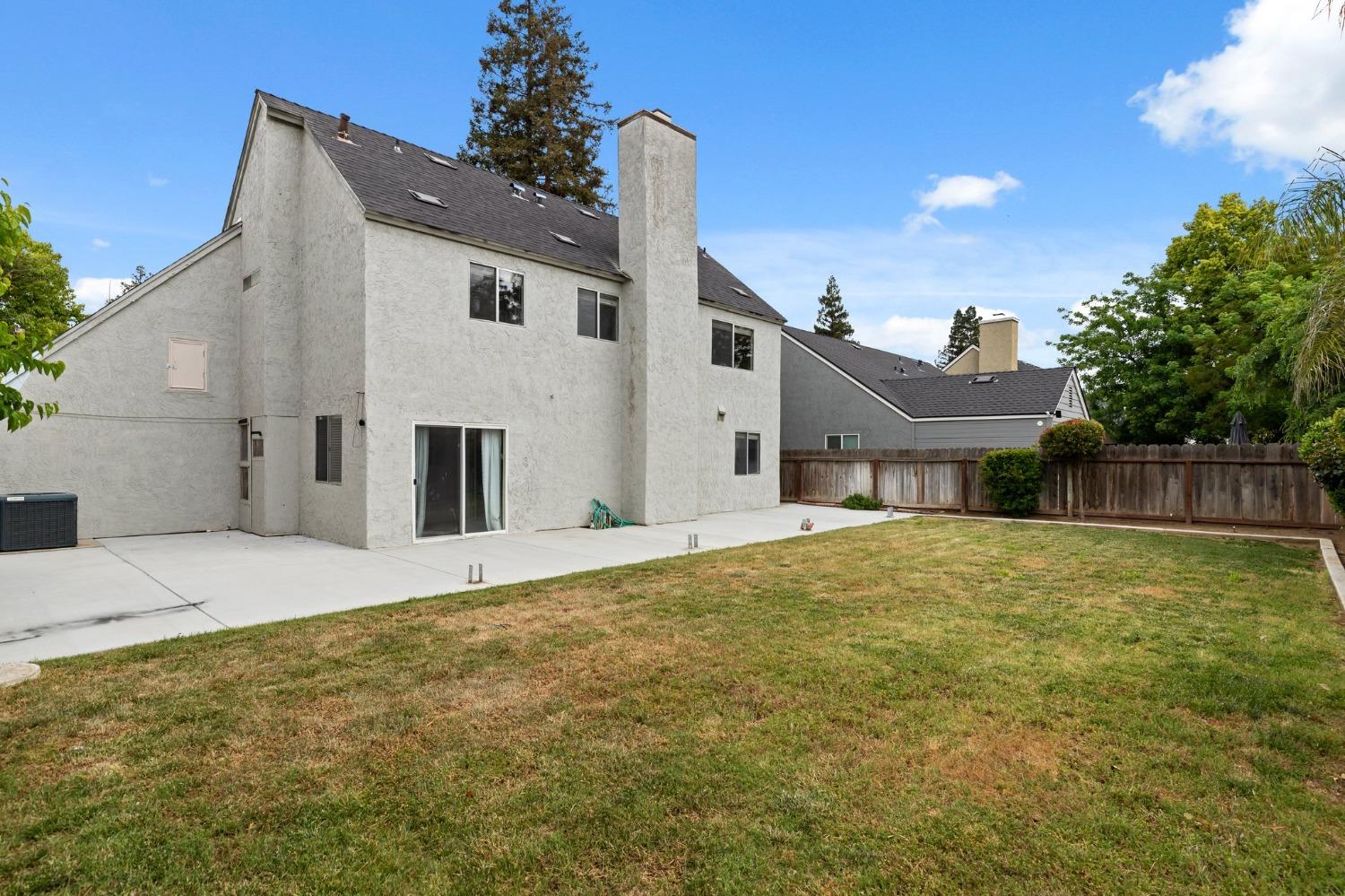 4129 W Regency Ave, Fresno, CA 93722