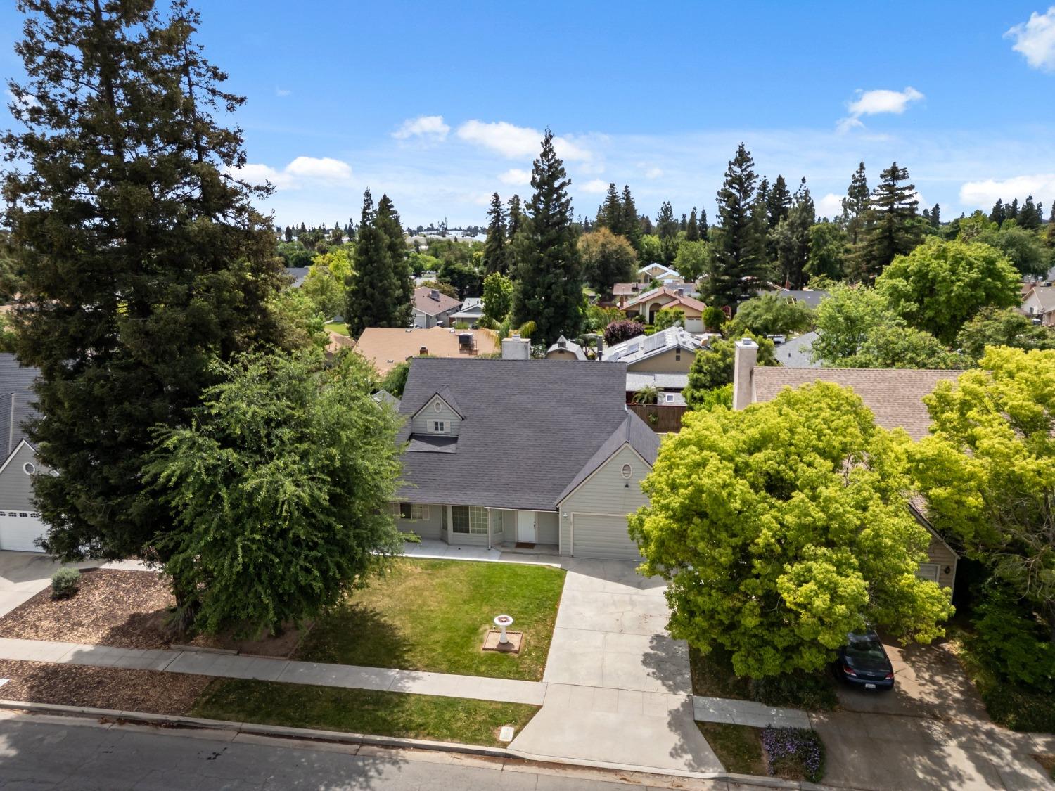 4129 W Regency Ave, Fresno, CA 93722