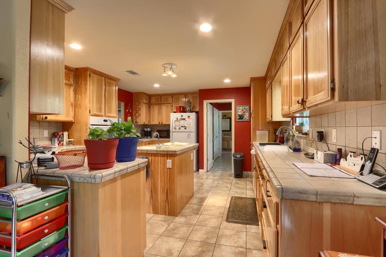 4733 Hirsch Rd, Mariposa, CA 95338