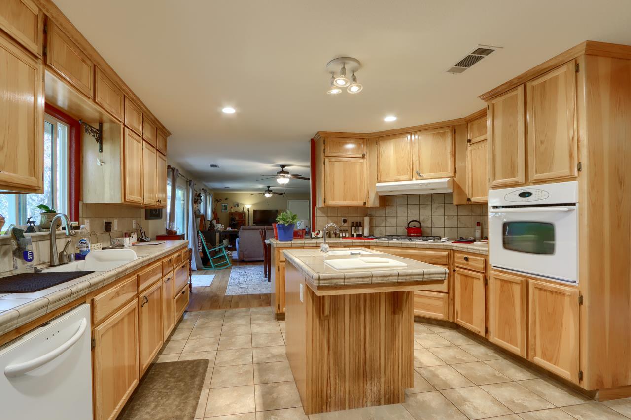 4733 Hirsch Rd, Mariposa, CA 95338