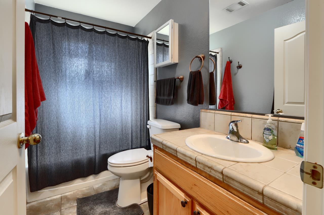 4733 Hirsch Rd, Mariposa, CA 95338