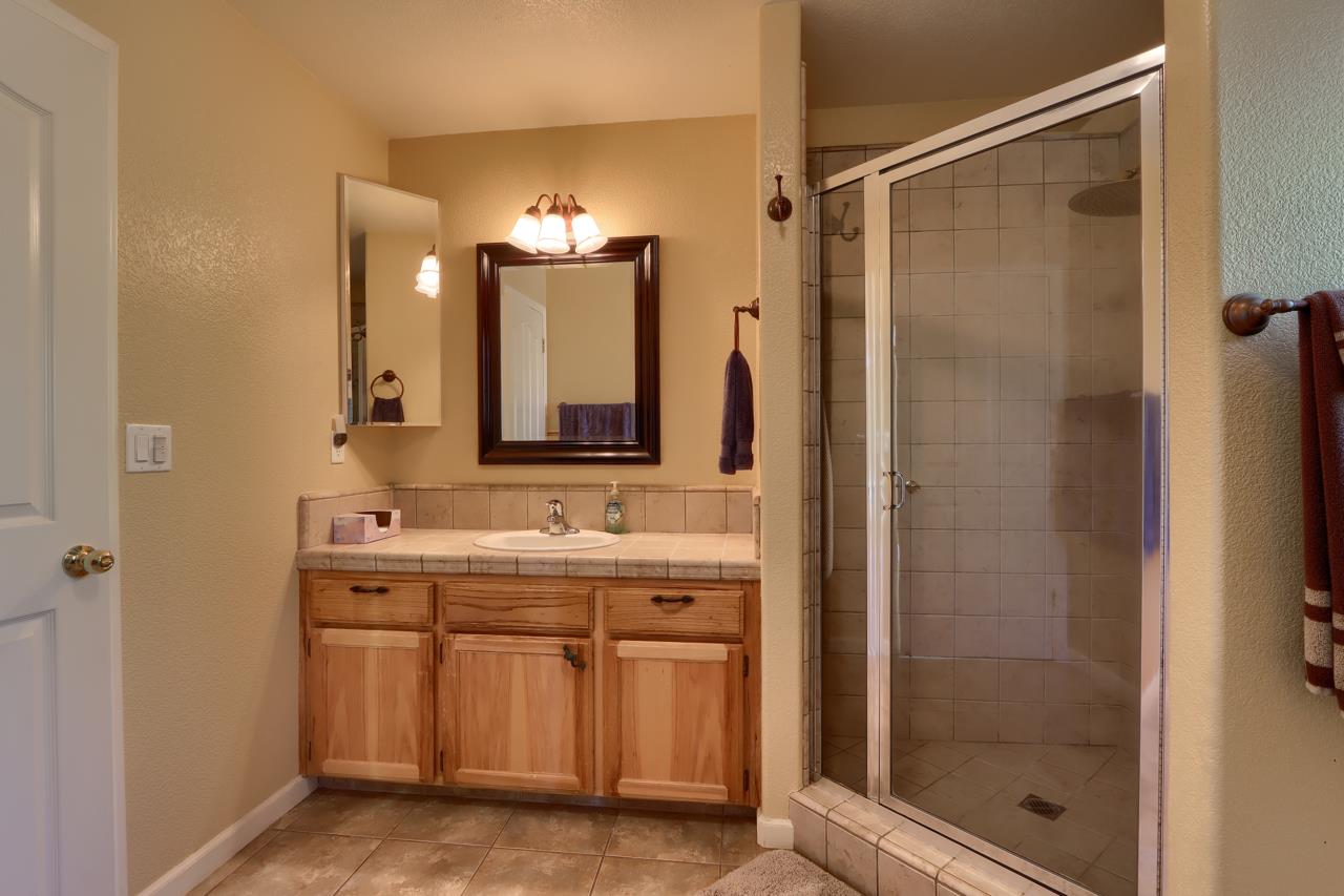 4733 Hirsch Rd, Mariposa, CA 95338