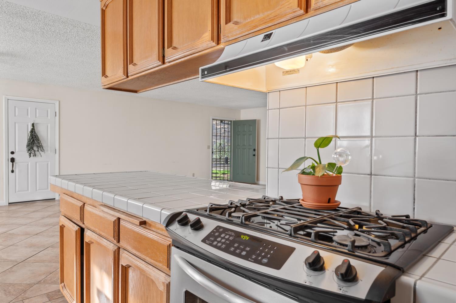 38570 Rustic Ln, Yokuts Valley, CA 93675