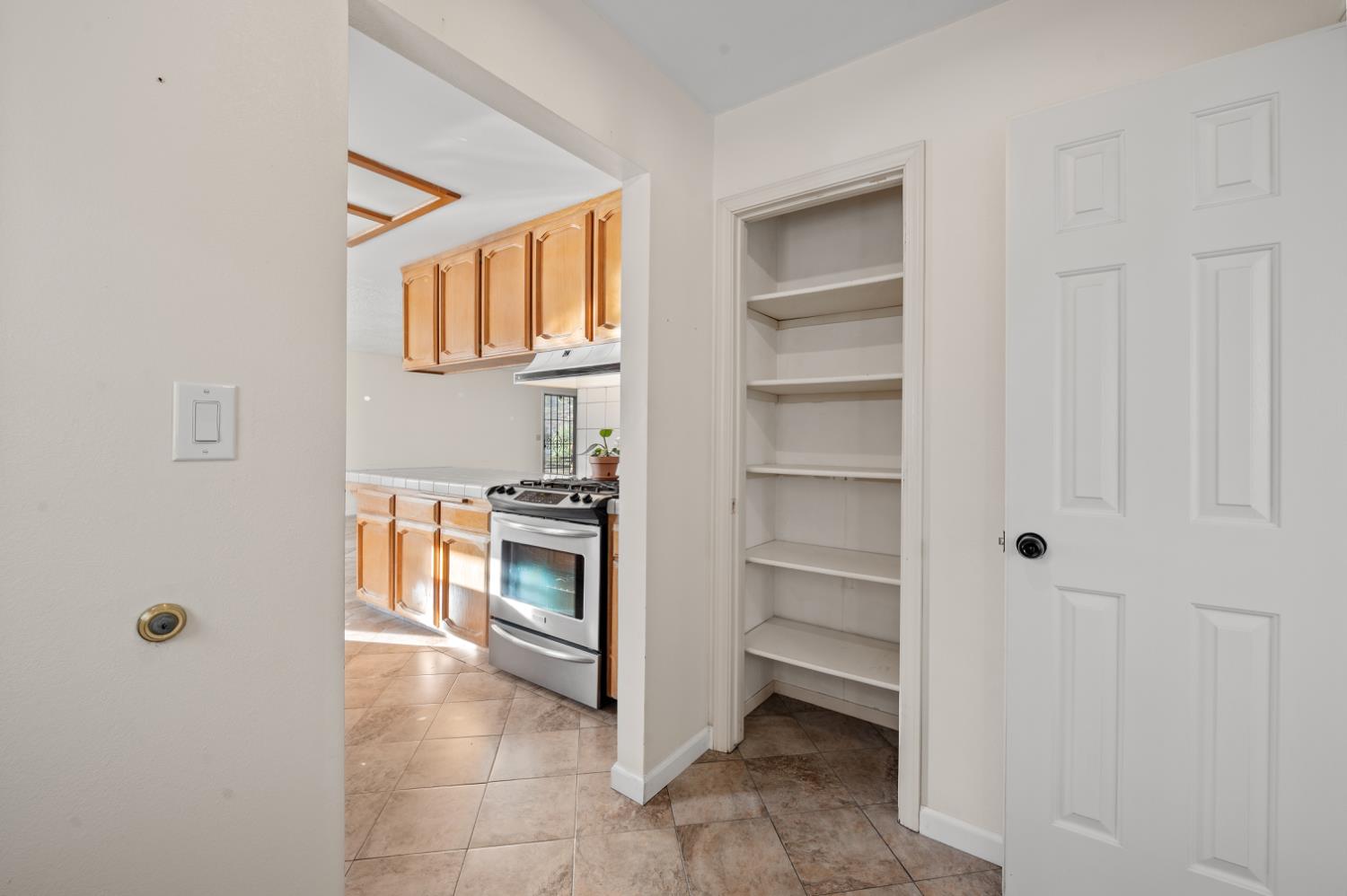 38570 Rustic Ln, Yokuts Valley, CA 93675