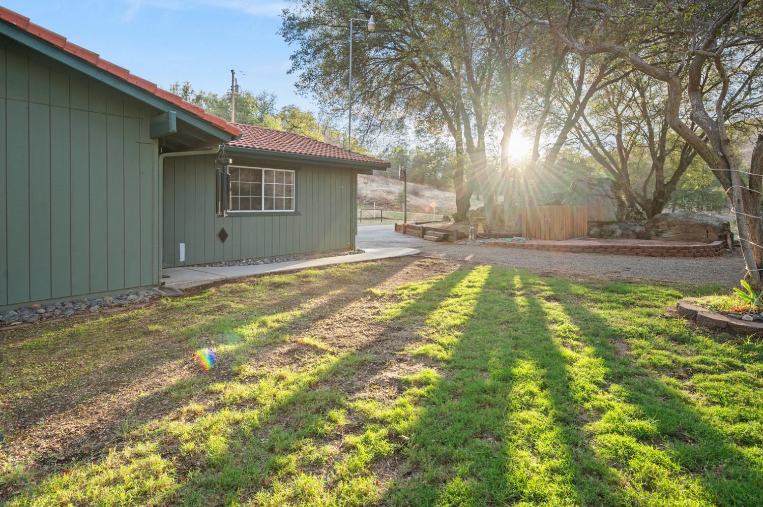 38570 Rustic Ln, Yokuts Valley, CA 93675