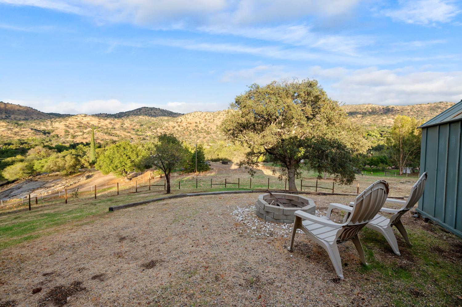38570 Rustic Ln, Yokuts Valley, CA 93675