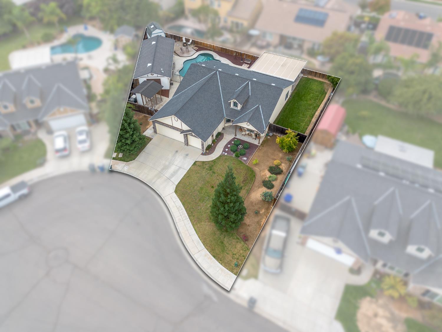 5887 N Bonta Ave, Fresno, CA 93723