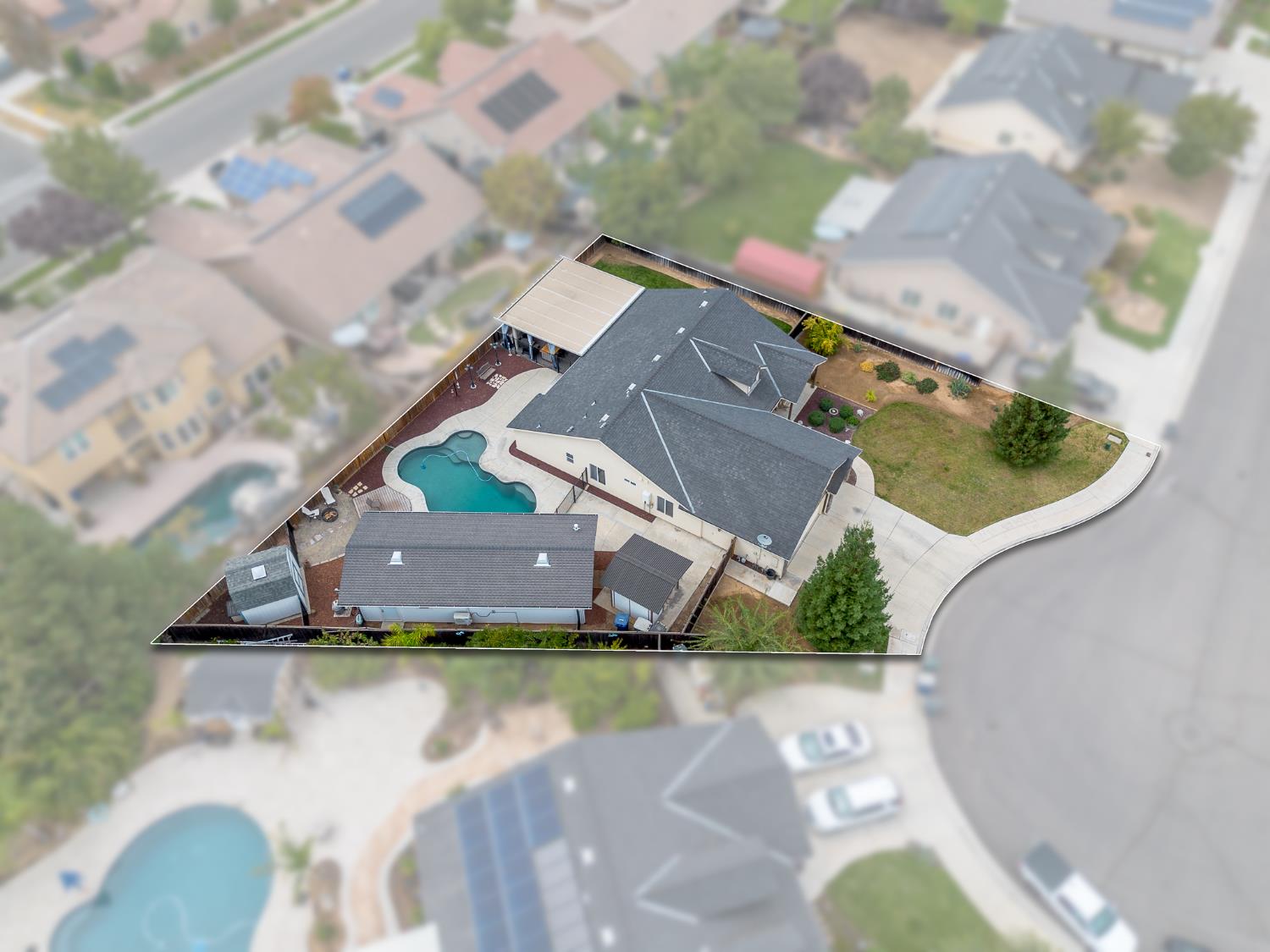 5887 N Bonta Ave, Fresno, CA 93723