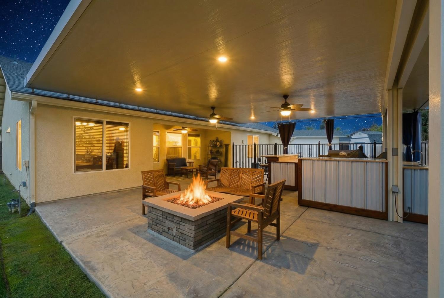 5887 N Bonta Ave, Fresno, CA 93723