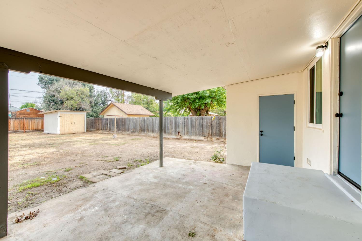 928 W Lansing Way, Fresno, CA 93705