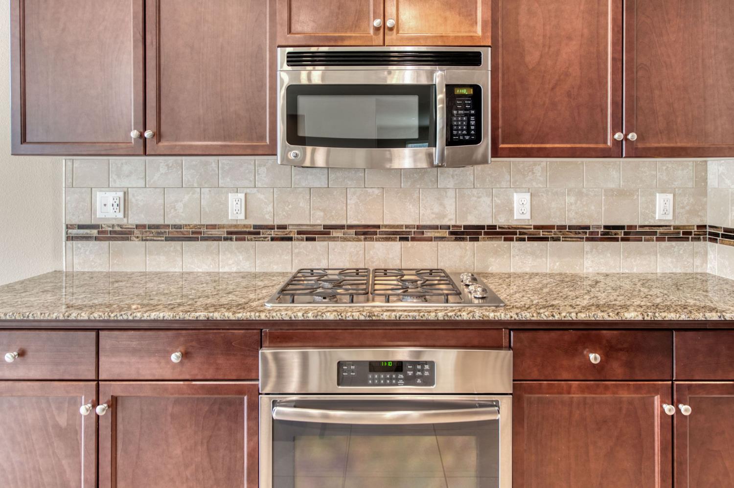 3460 Griffith Ave, Clovis, CA 93619