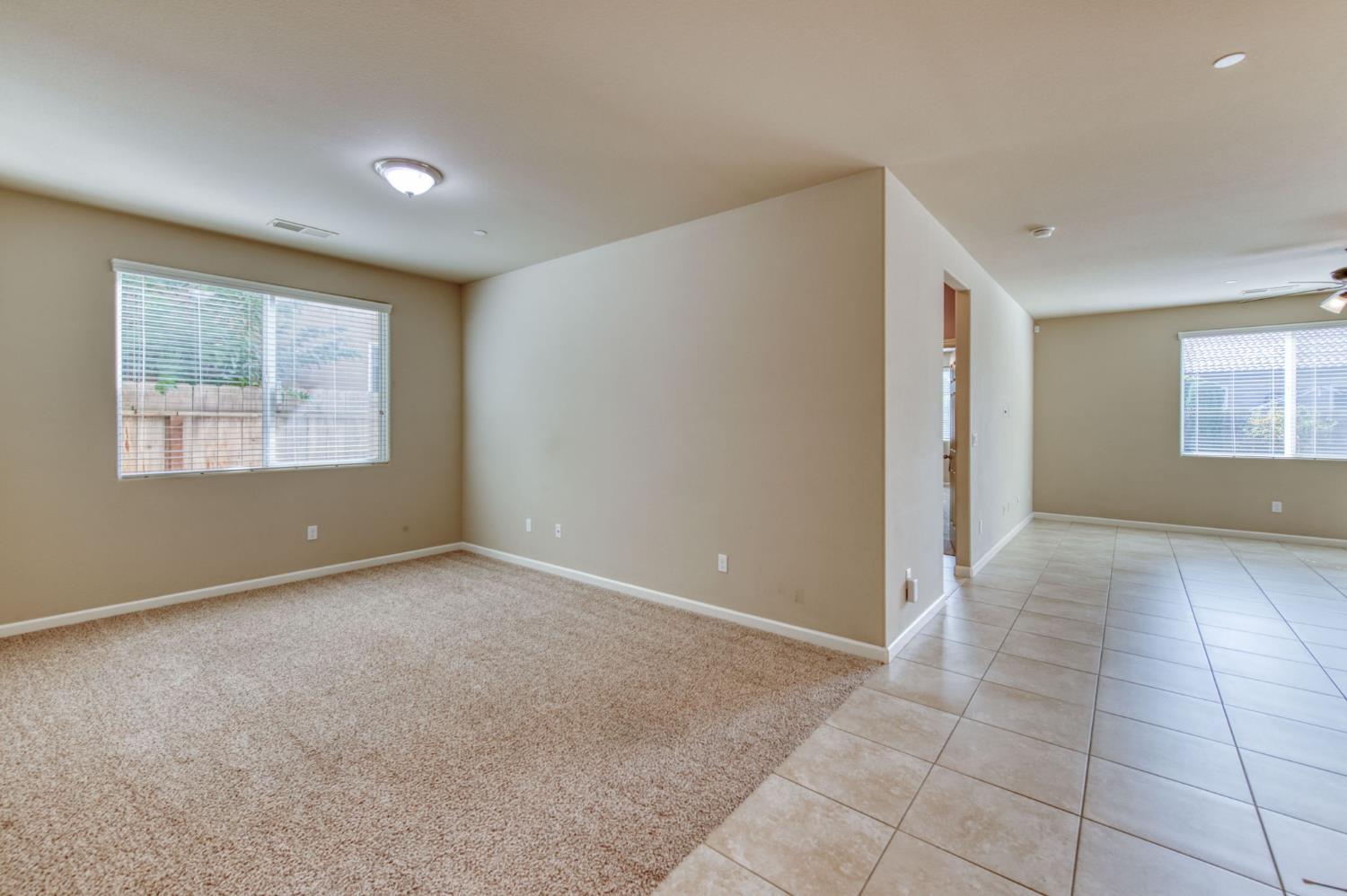 3460 Griffith Ave, Clovis, CA 93619