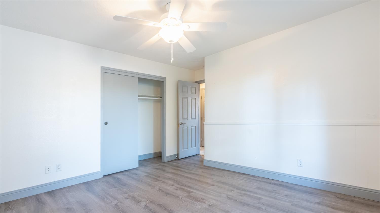 1717 Swift Ave, Clovis, CA 93611