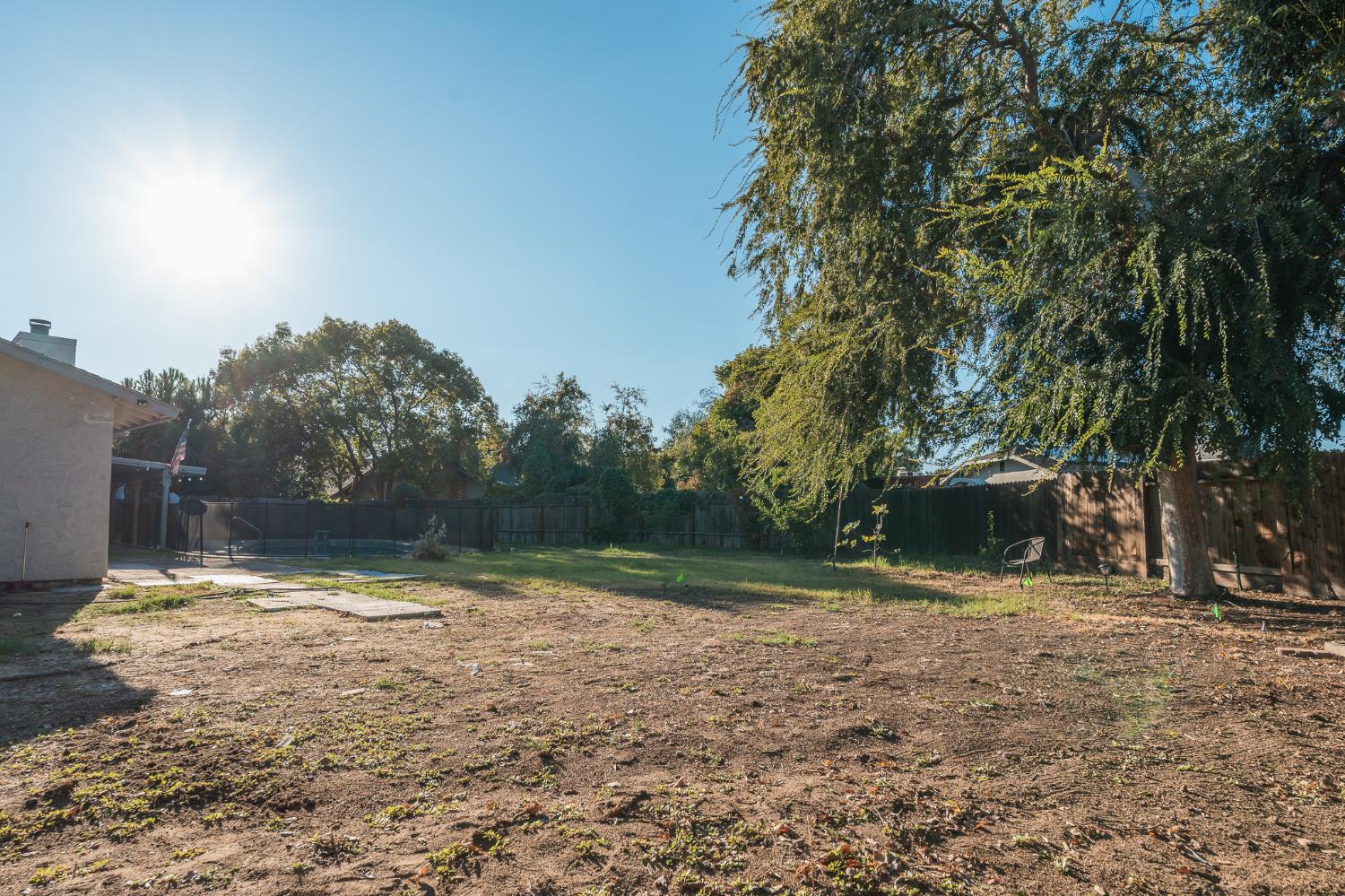 1717 Swift Ave, Clovis, CA 93611