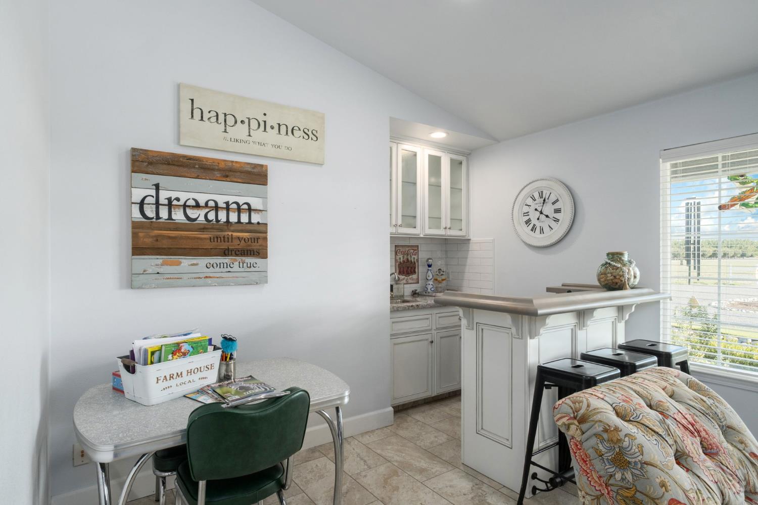 17534 Lacey Blvd, Lemoore, CA 93245