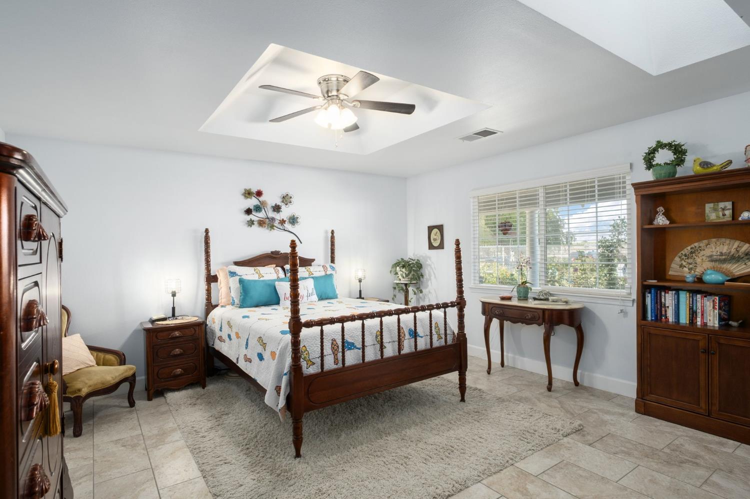 17534 Lacey Blvd, Lemoore, CA 93245