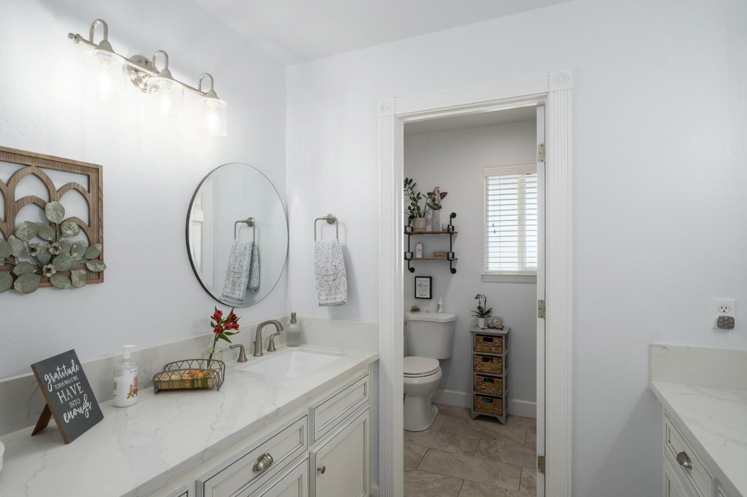 17534 Lacey Blvd, Lemoore, CA 93245