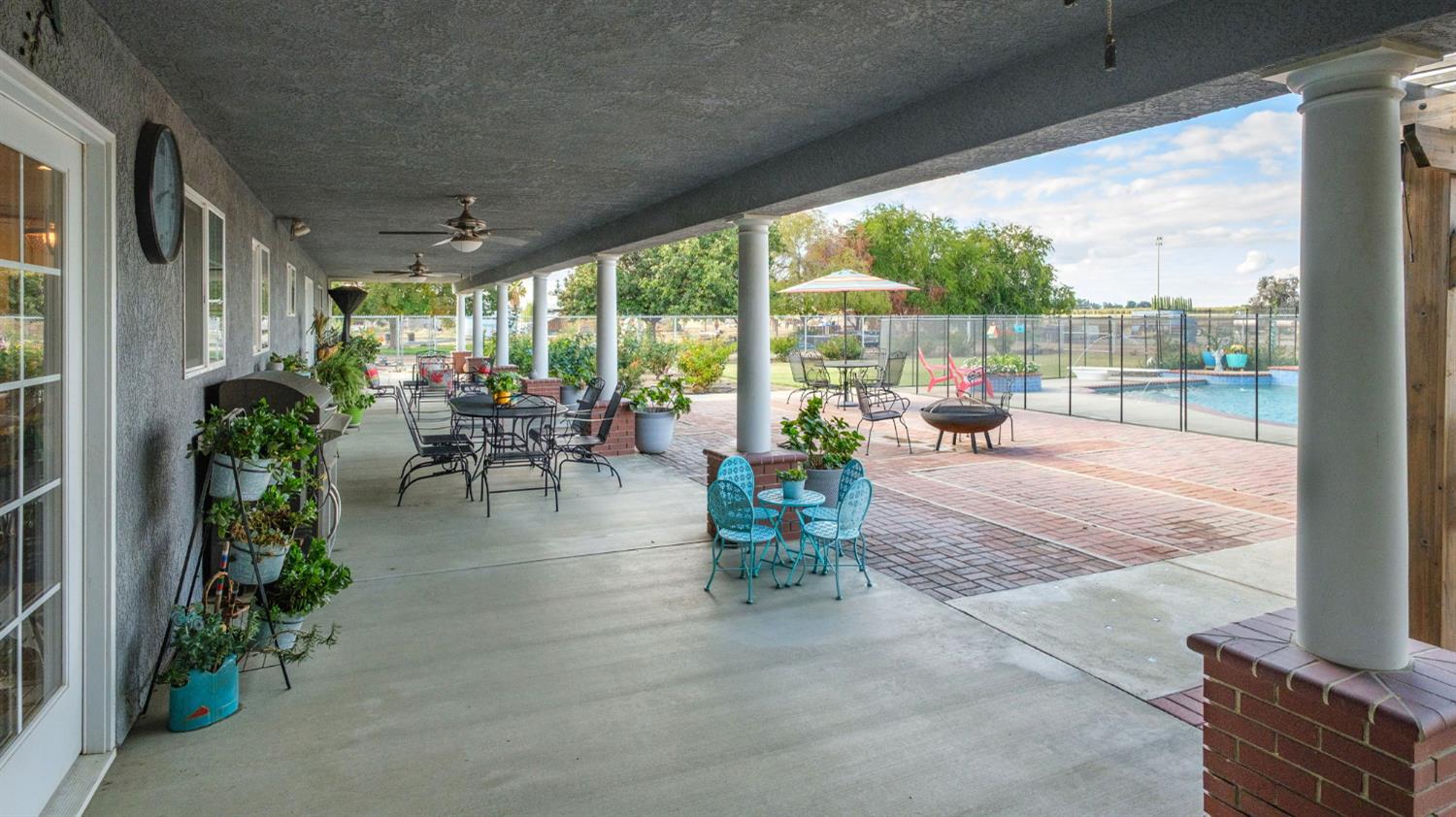 17534 Lacey Blvd, Lemoore, CA 93245