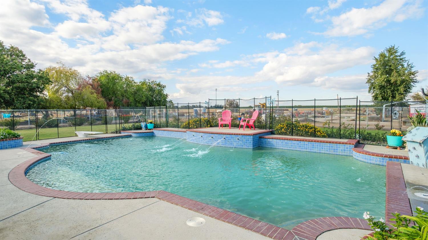 17534 Lacey Blvd, Lemoore, CA 93245