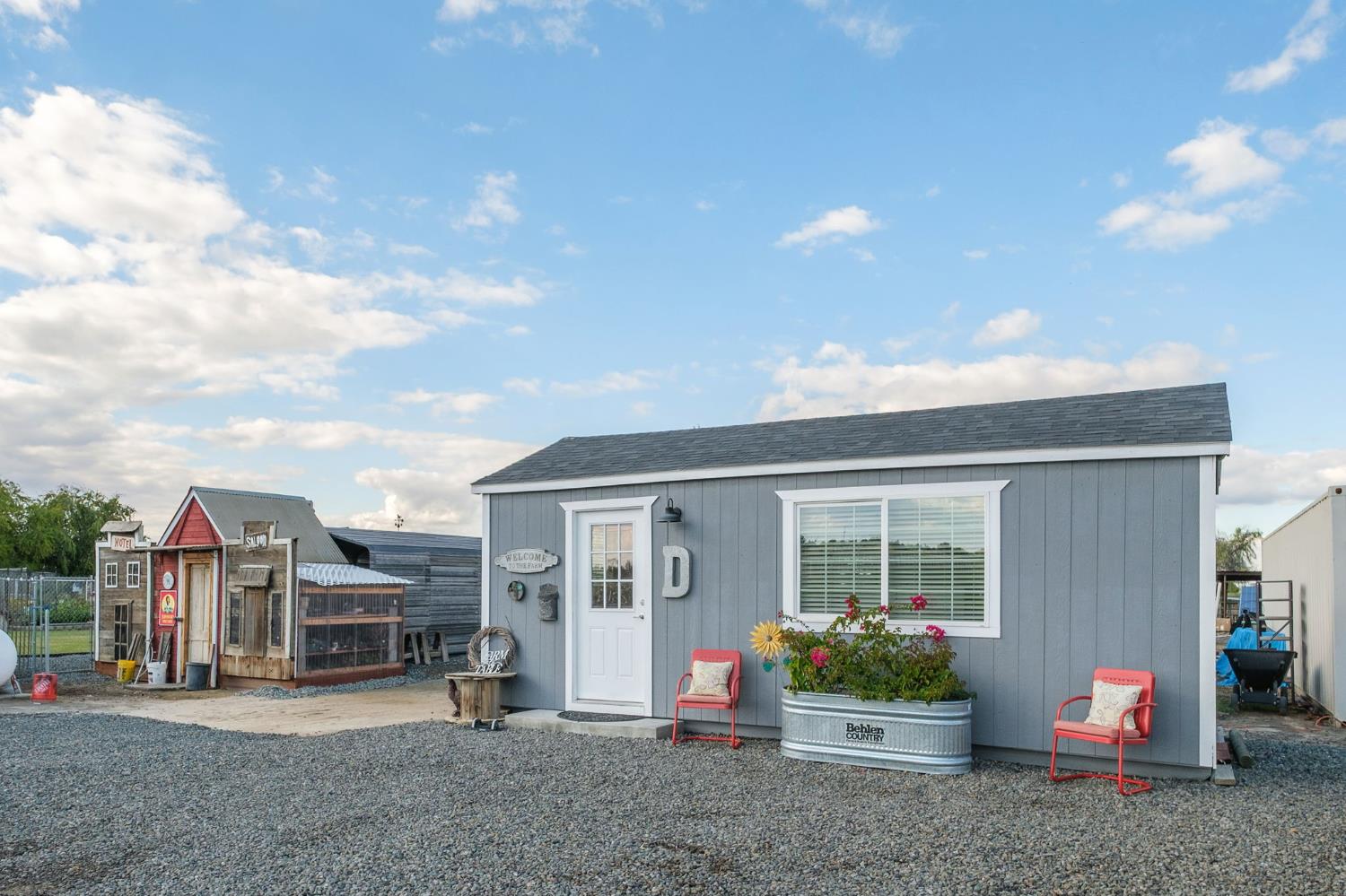 17534 Lacey Blvd, Lemoore, CA 93245