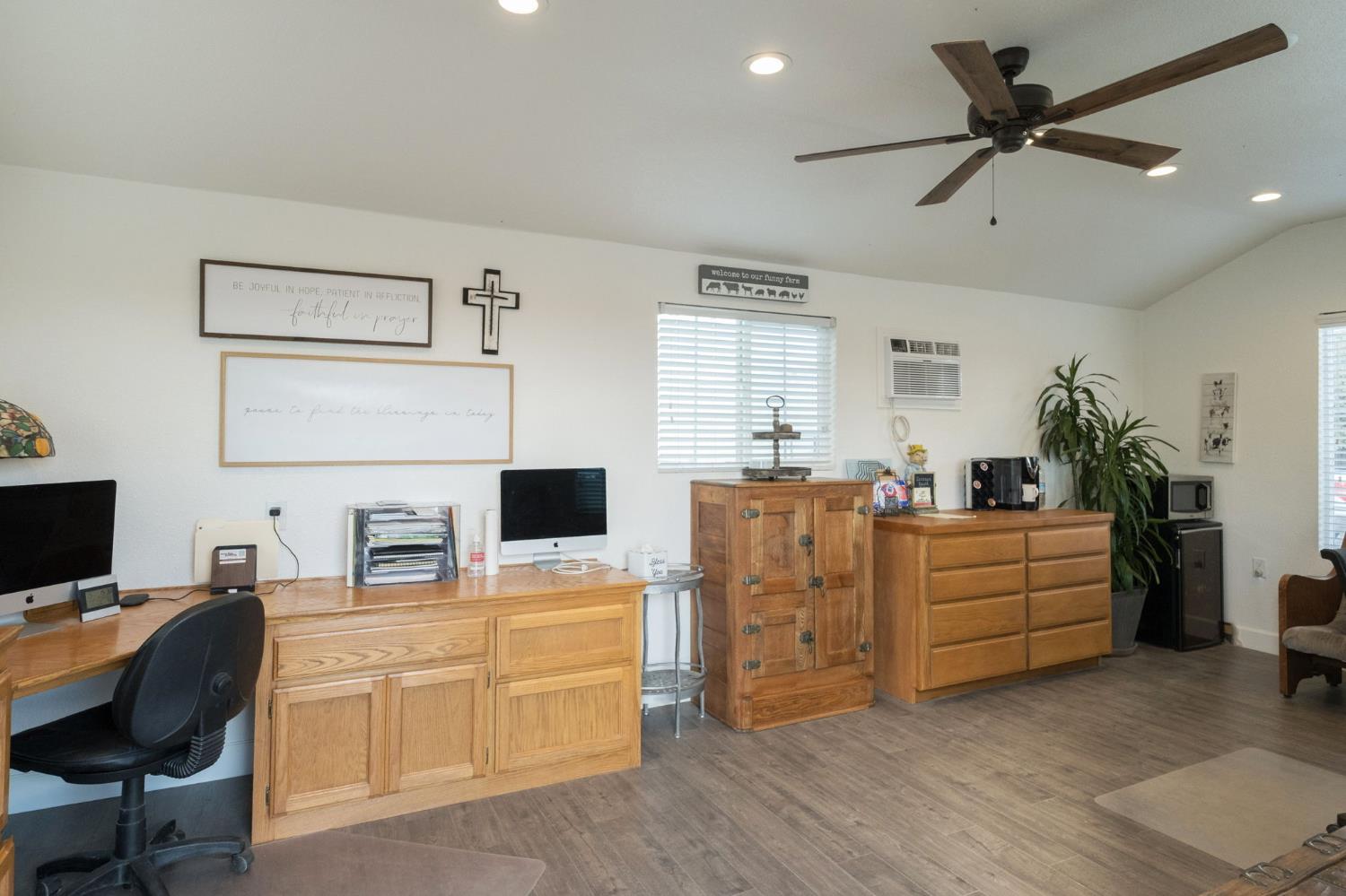 17534 Lacey Blvd, Lemoore, CA 93245