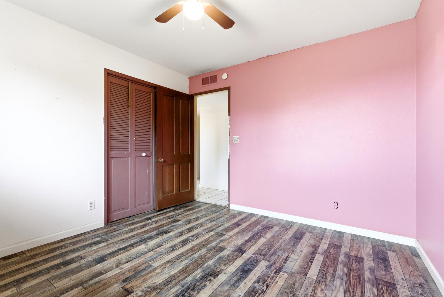 2579 Almond Ave, Sanger, CA 93657