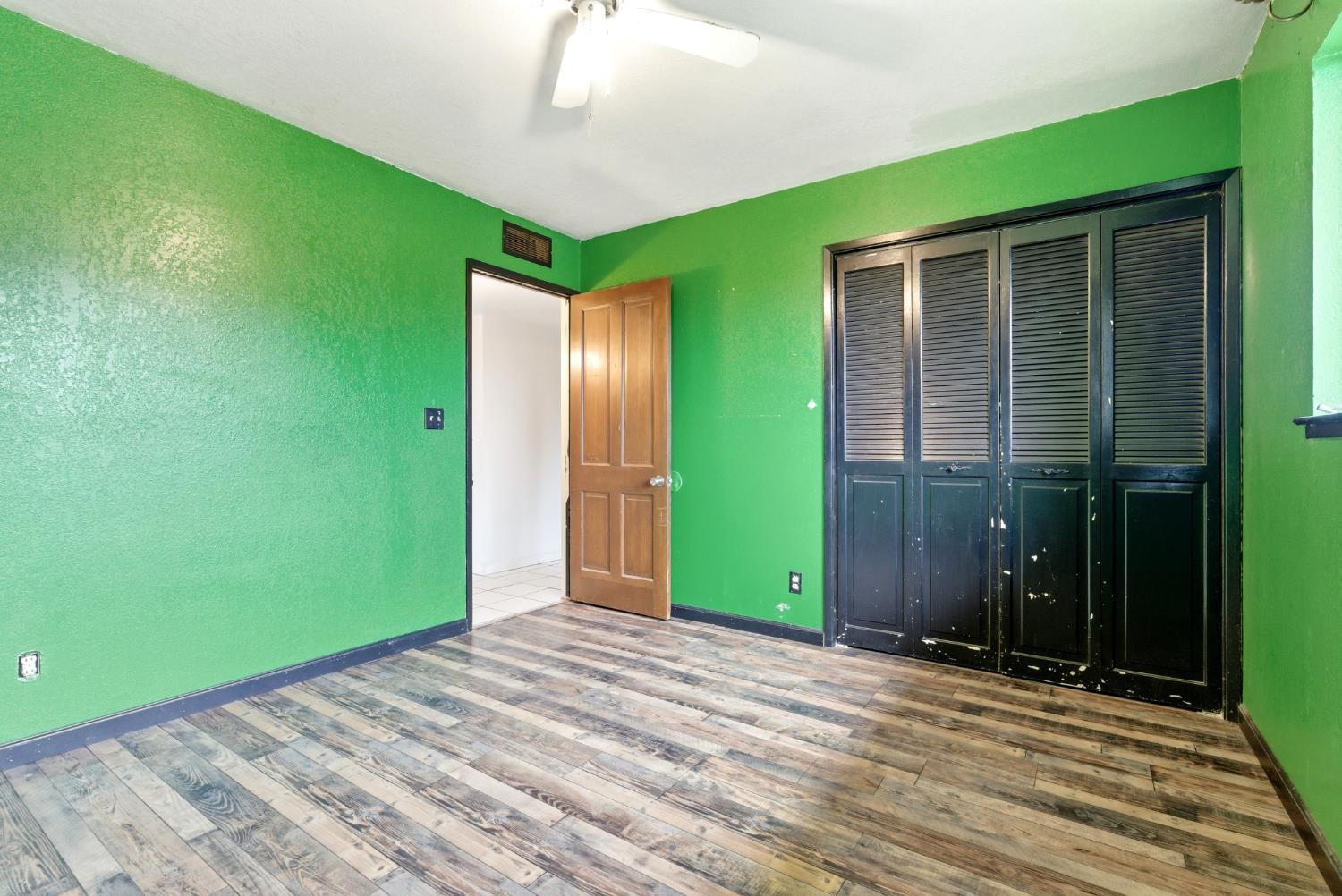 2579 Almond Ave, Sanger, CA 93657