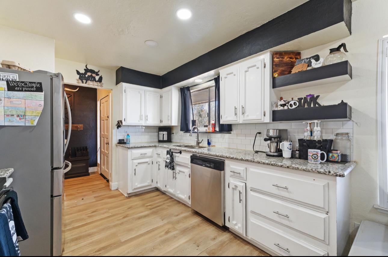 8289 E Mckinley Ave, Fresno, CA 93737